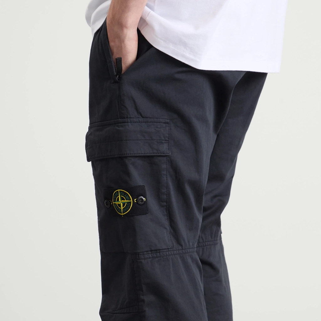 Stone Island Men's Sateen Cargo Jogger Pants Navy Blue